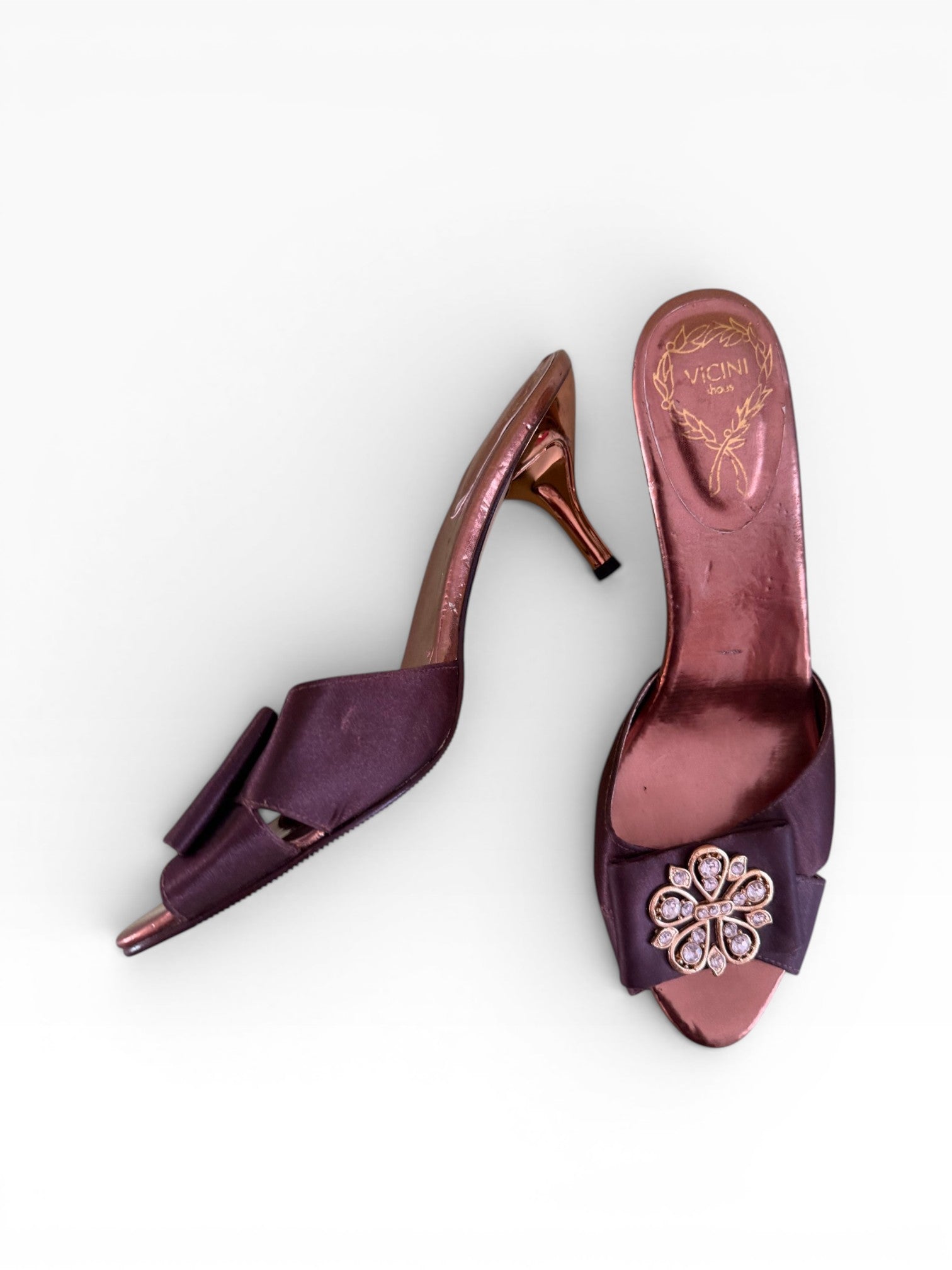 Vicini by Giuseppe Zanotti Crystal Satin Mules & Matching Chain Clutch Set