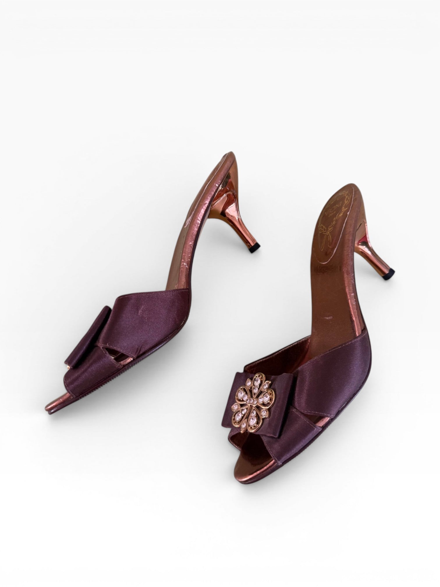 Vicini by Giuseppe Zanotti Crystal Satin Mules & Matching Chain Clutch Set