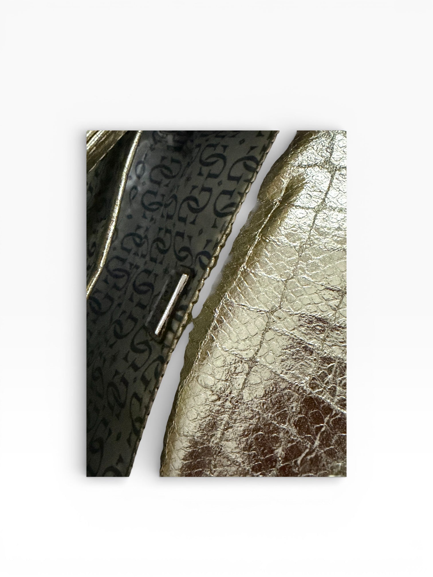Guess Crystal G-Logo Chain Bag | Pewter Metallic