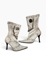 El Dantés White Studded Chain Boots