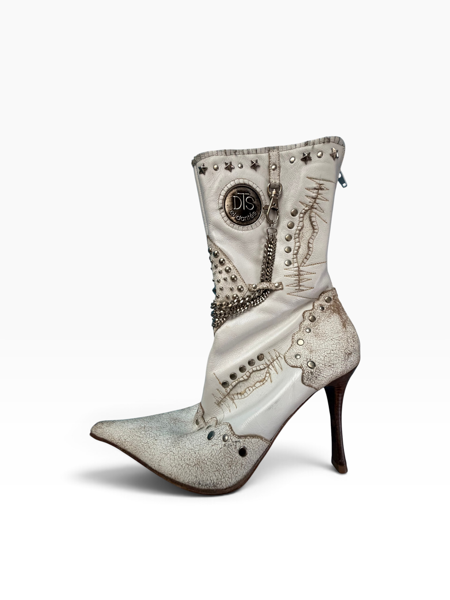 El Dantés White Studded Chain Boots