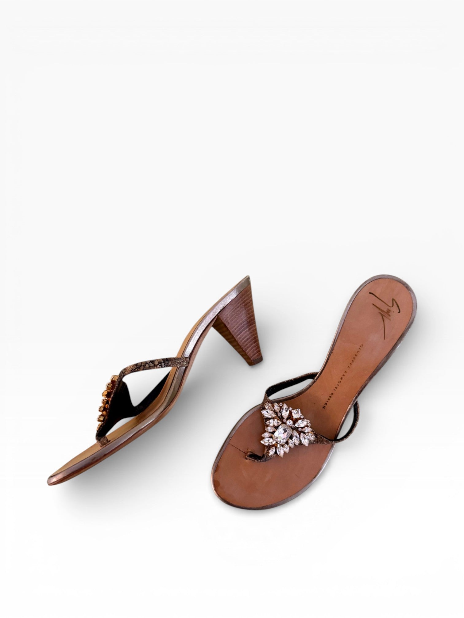 Giuseppe Zanotti Crystal Starburst Thong Sandals