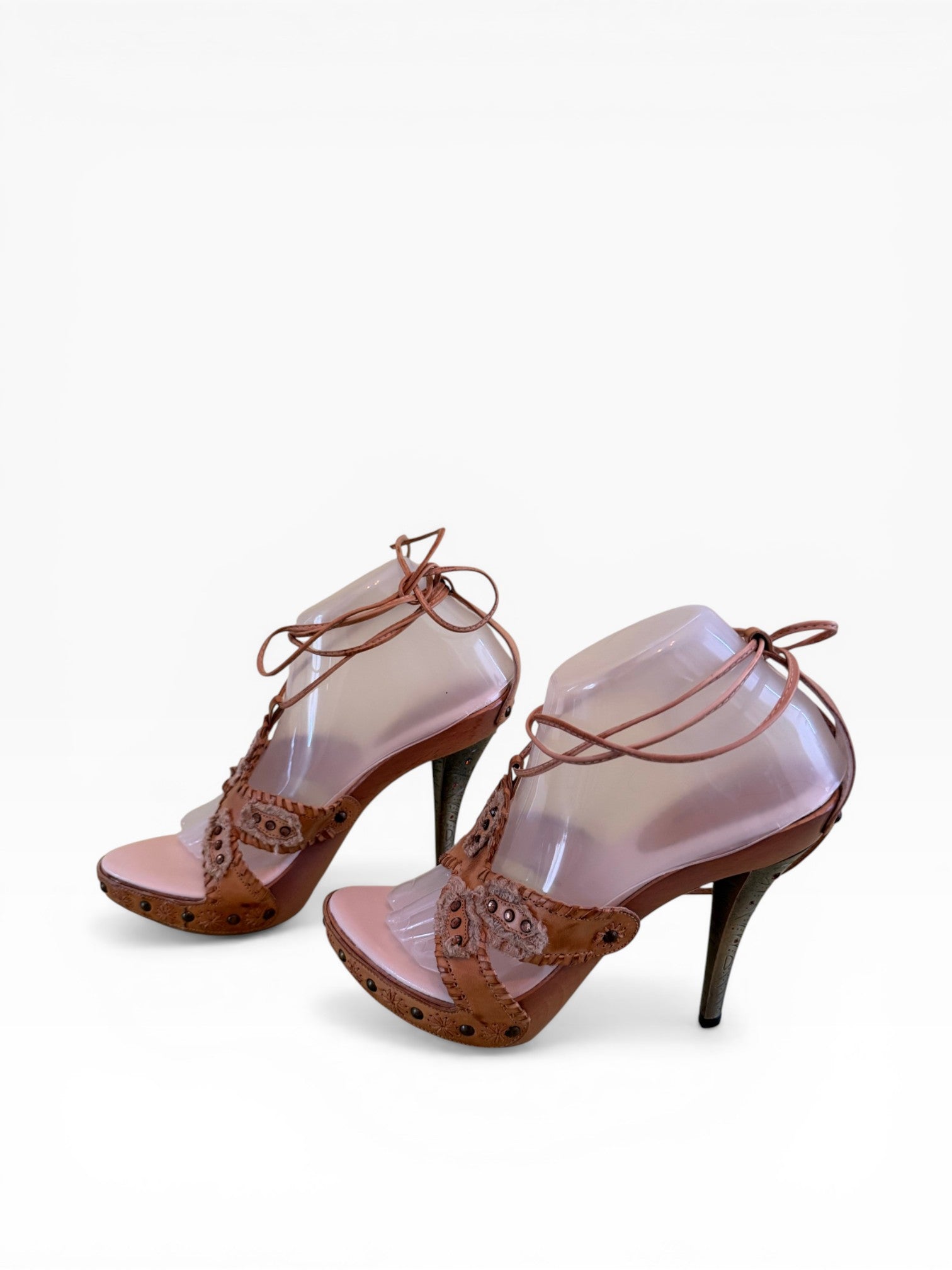 El Dantés Engraved Metal Heel Leather Lace-Up Platform Sandals